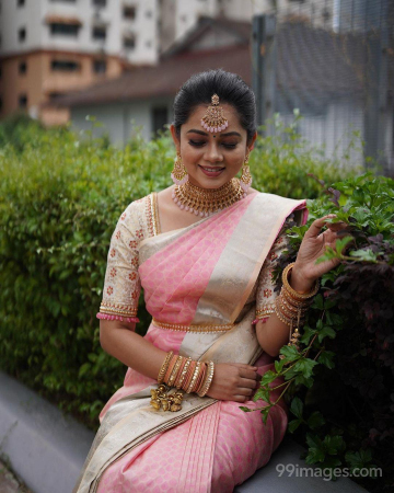 Anitha Sampath (Bigg Boss) Latest Hot HD Photos / Wallpapers (1080p) (Instagram / Facebook)