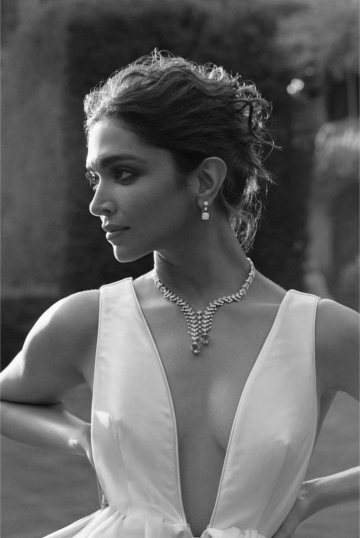 Deepika Padukone New HD Wallpapers & High-definition images (1080p)