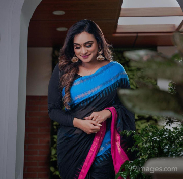 Lakshmi Nakshathra Latest Hot HD Photos / Wallpapers (1080p) (Instagram / Facebook)
