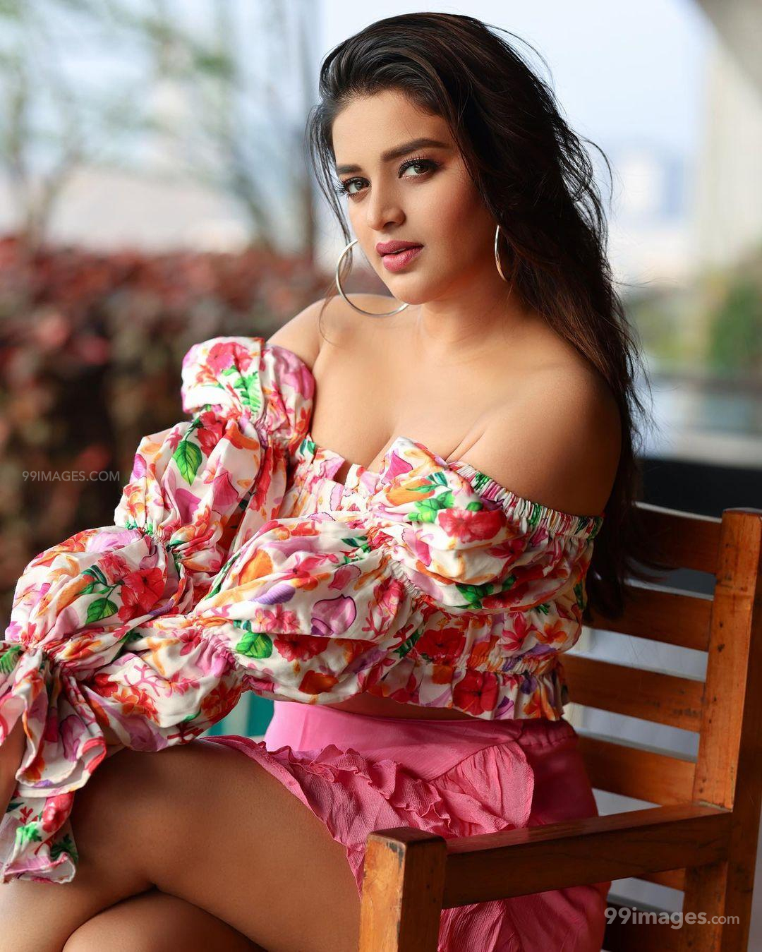✓[ Latest] Nidhi Agarwal Images, HD Photos (1080p), Wallpapers  (Android/iPhone) (2023)