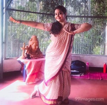 Rachana Narayanankutty Beautiful Photos & Mobile Wallpapers HD (Android/iPhone) (1080p)