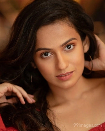 ✓ [35+] Shivani Baokar Latest Hot HD Photoshoot Photos / Wallpapers (1080p)  (2023)