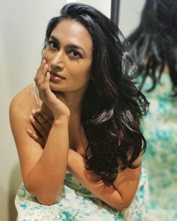 Shwetha Srivatsav Hot HD Photos & Wallpapers for mobile Download (Android/iPhone) (1080p)